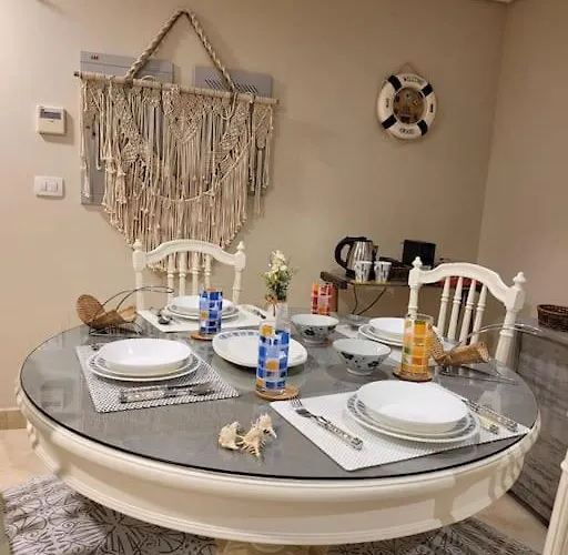 Mangroovy - 2br Marvelous Pool View Hurgada