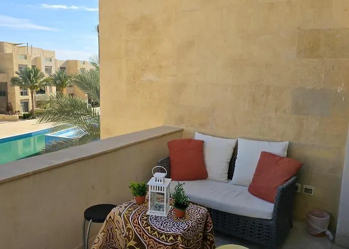 Mangroovy - 2br Marvelous Pool View *