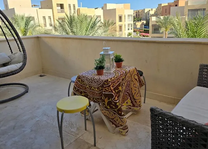 Mangroovy - 2br Marvelous Pool View Apartamento Hurghada